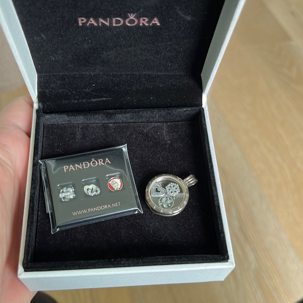 Pandora Pendant and charms